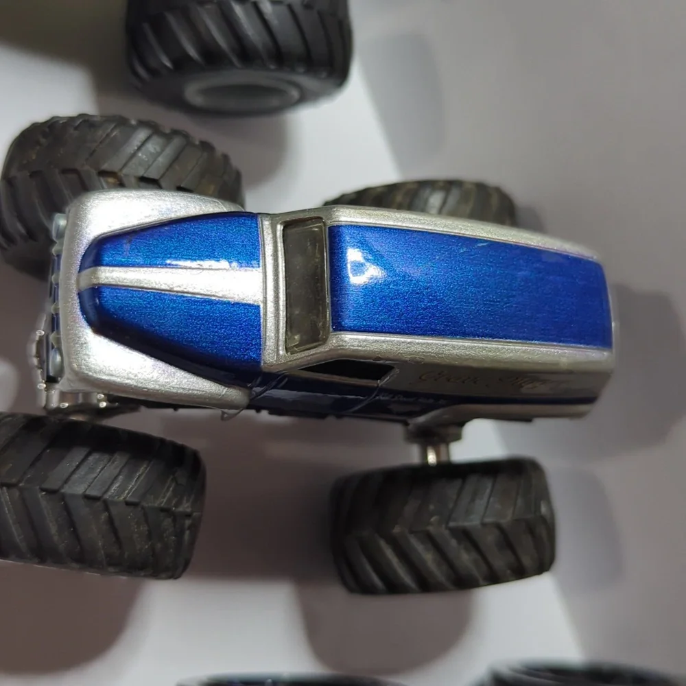 5 Grave Digger Monster Trucks Green Black Blue Silver Hot Wheels Push N Go